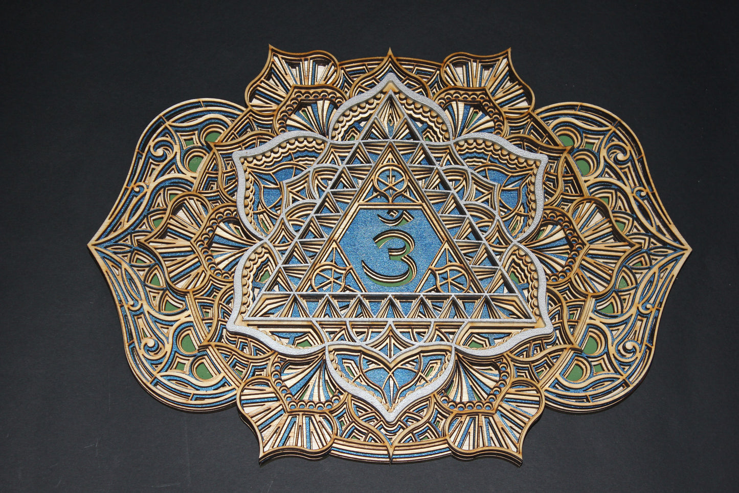 Anja - mandala din lemn