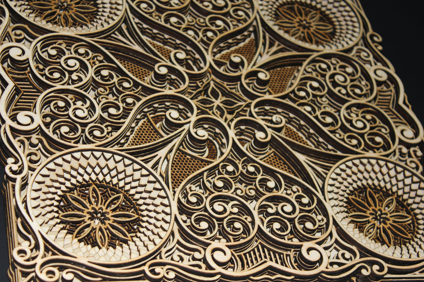 Claire - mandala din lemn