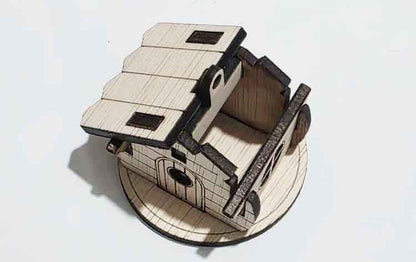 Căsuța lui Moș Crăciun 7x6x5 cm- glob de agățat în brad - set de asamblat